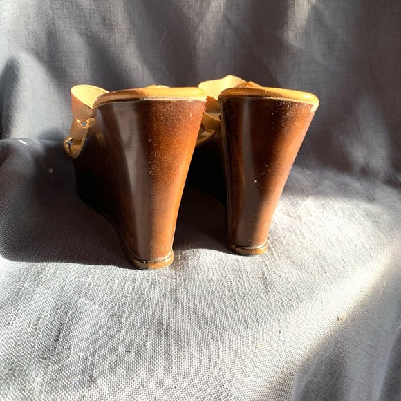 Charles David Tan stappy wedge sandals Size 9 - Picture 4 of 6